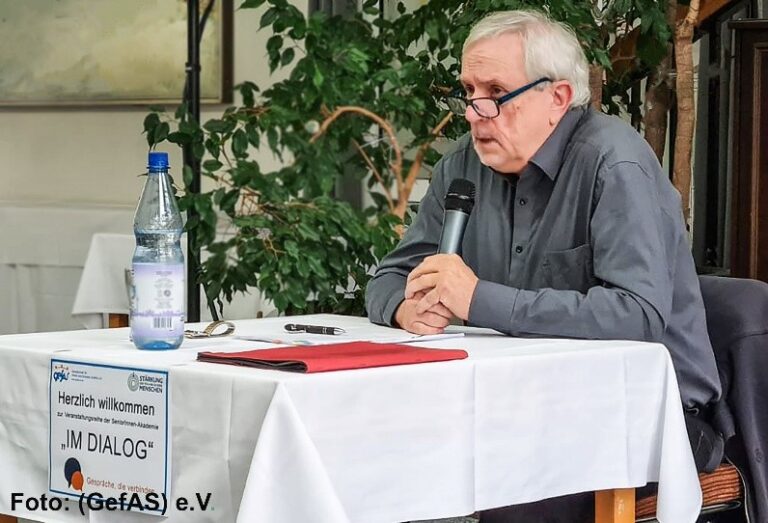 Im Dialog“ – Die Geschichte eines Kundschafters der DDR im Westen